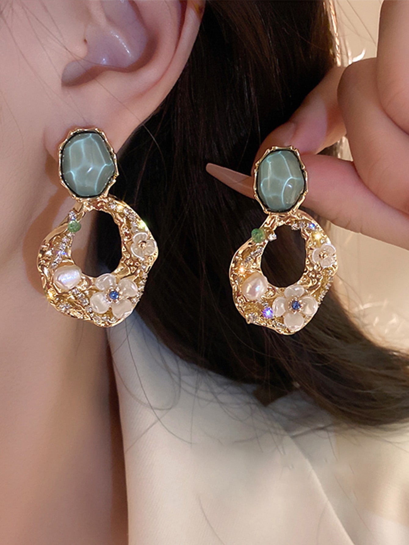 Mint Rhinestone Earring - Image 3