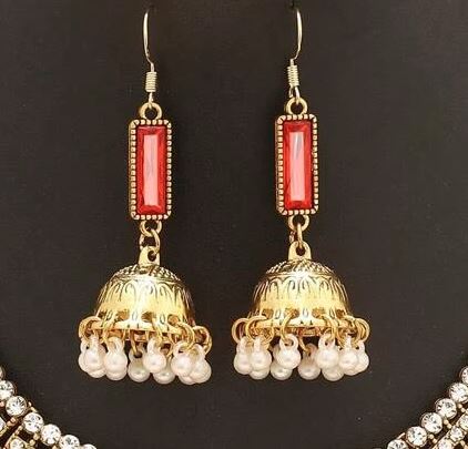 Red Pearl Necklace Set - Image 3
