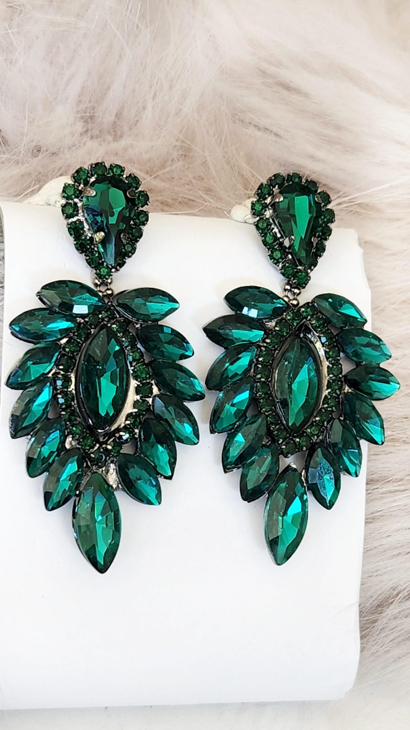 Green Crystal Earrings V5 - Image 4