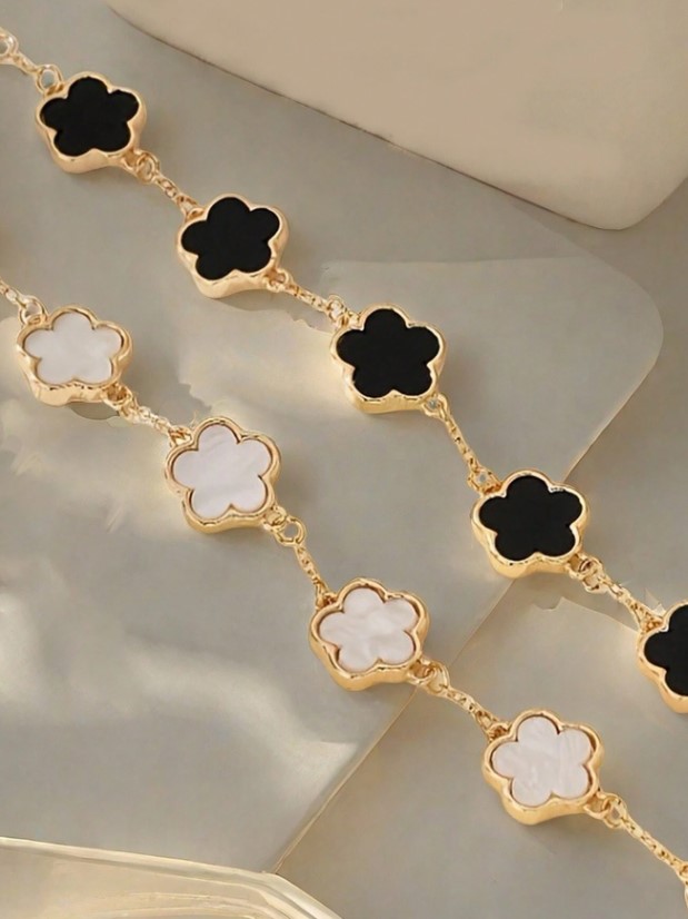 Black Clover Bracelet Single - Image 4