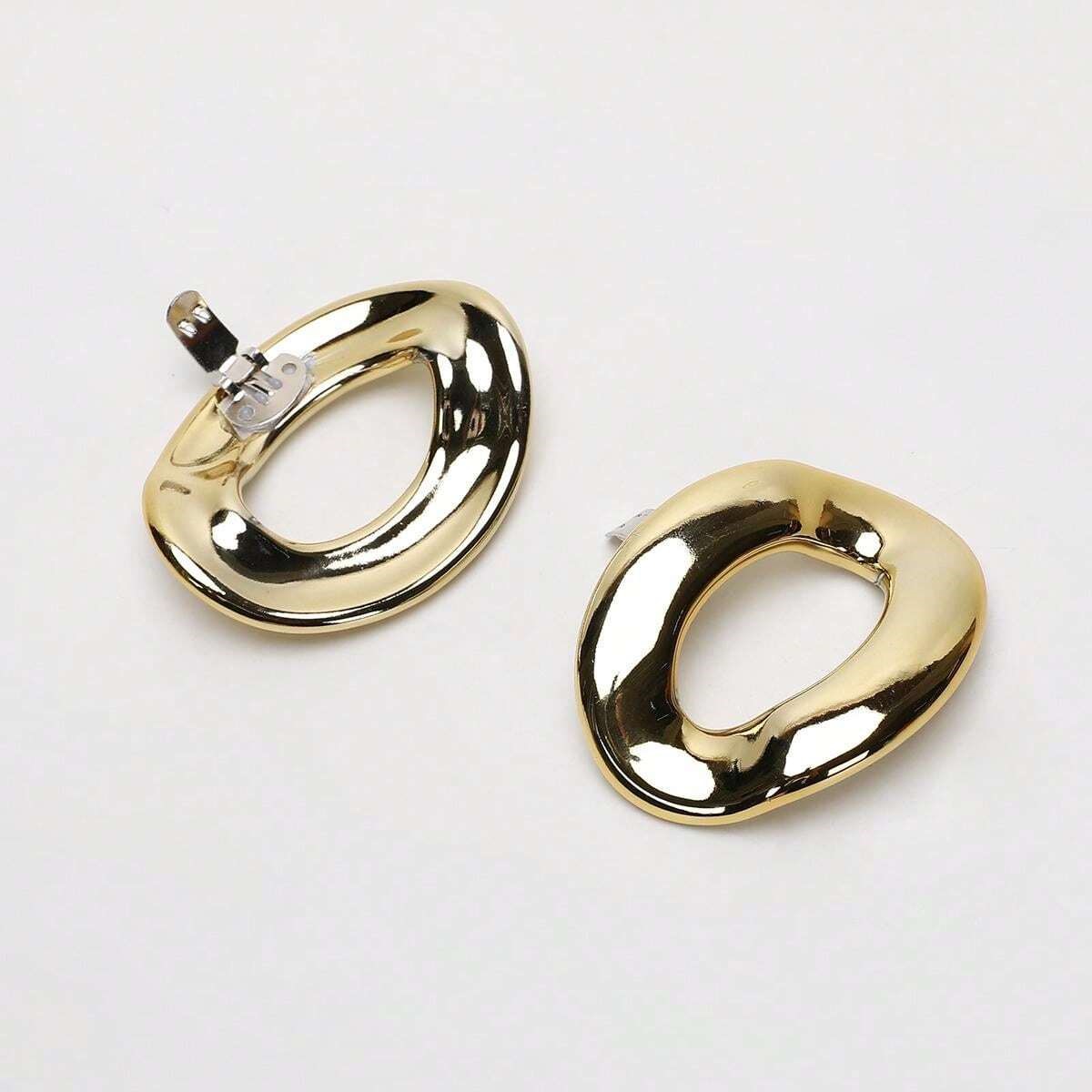 Shoe Clip Oval Gold - Image 3