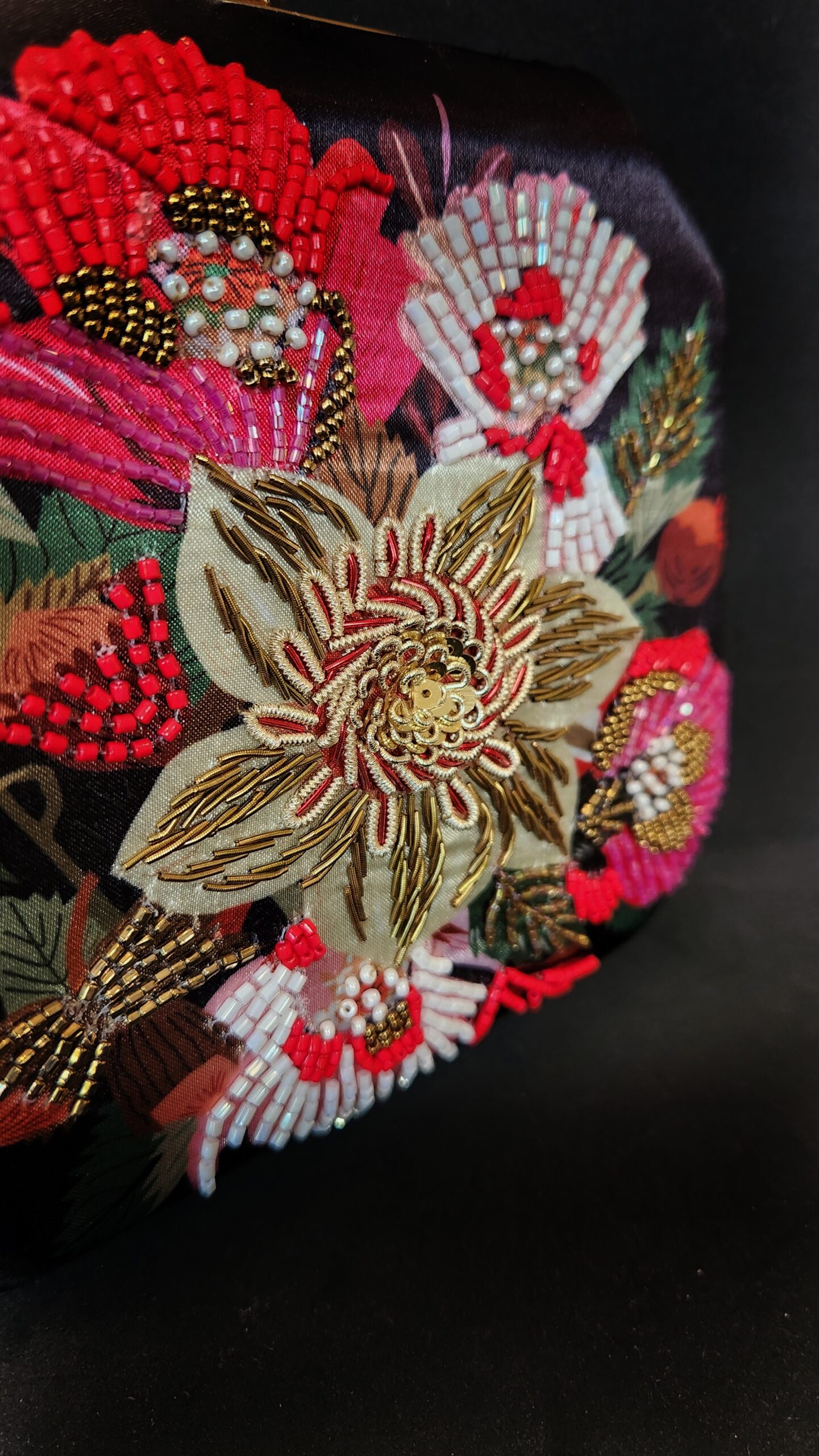 Zinnia Embroidered Bag - Image 7