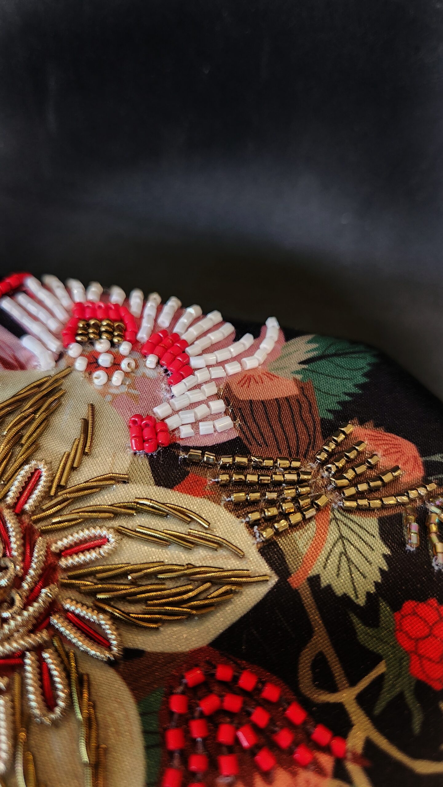 Zinnia Embroidered Bag - Image 5