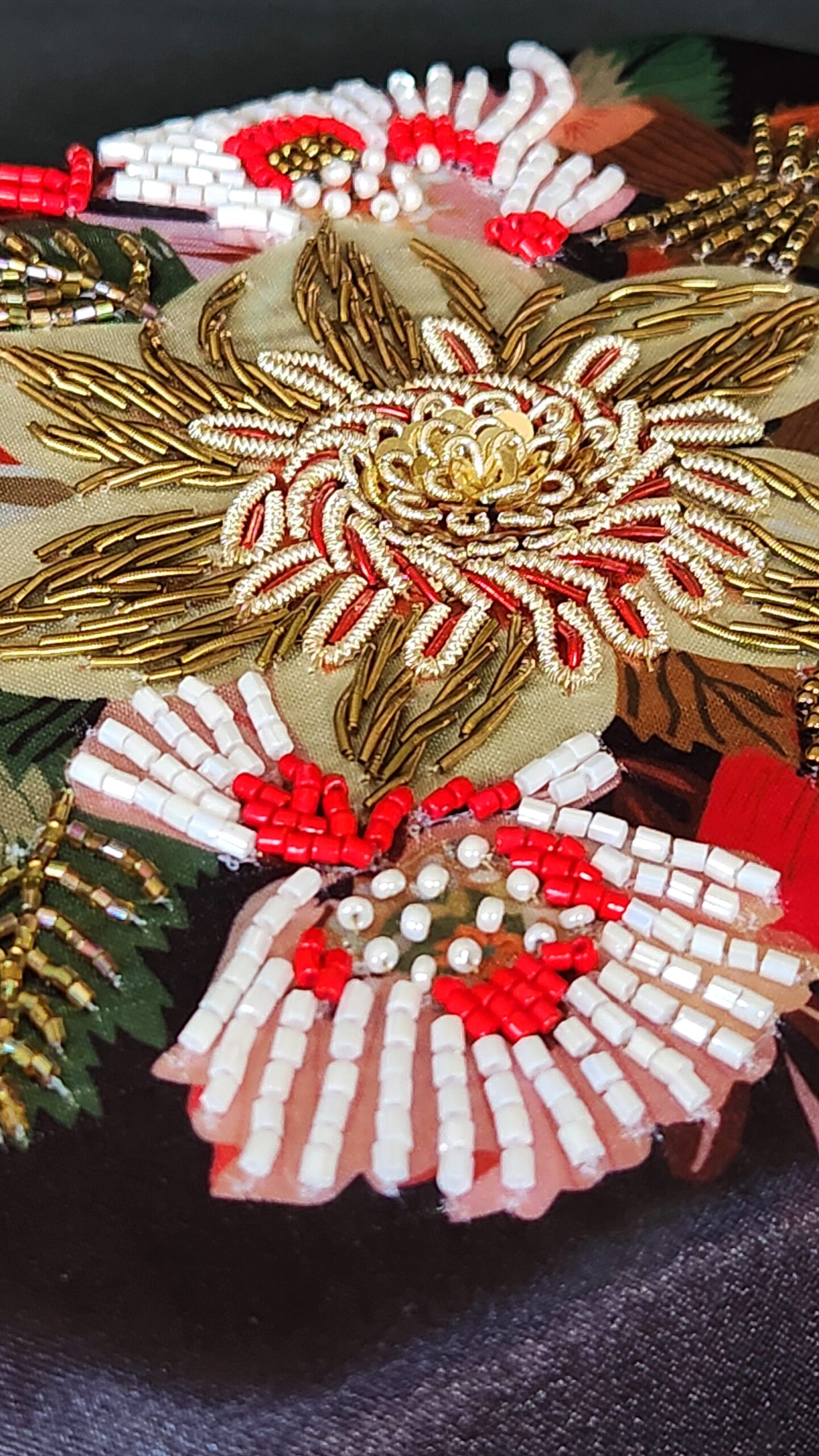 Zinnia Embroidered Bag - Image 8