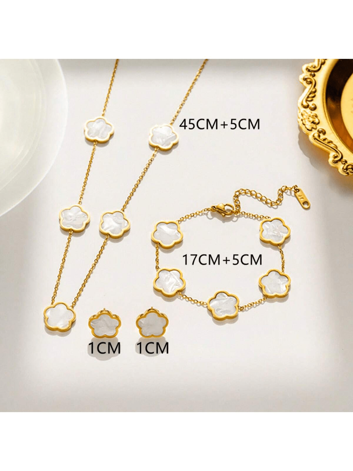 Pearl Flower Necklace, Bracelet and Earring Set - Image 2